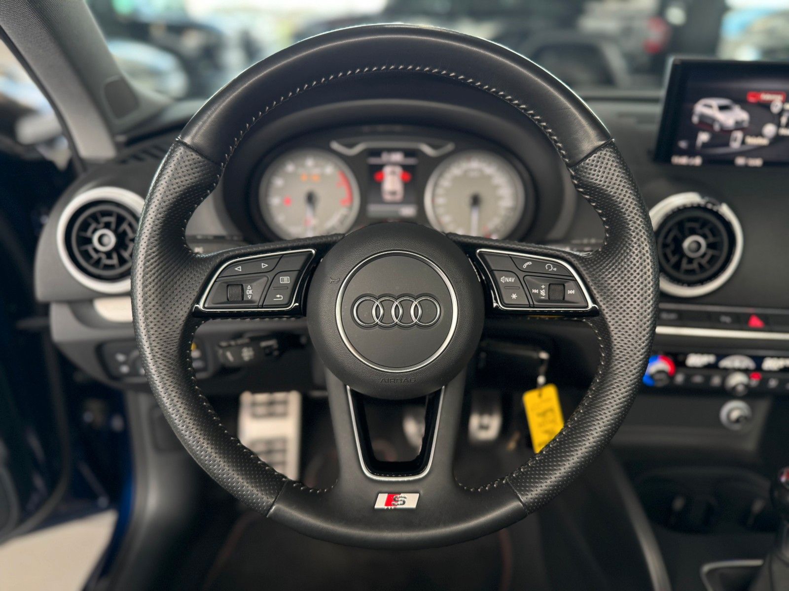 Fahrzeugabbildung Audi S3 Sportback quattro KEINOPF+ACC+MATRIX+MAGNETIC