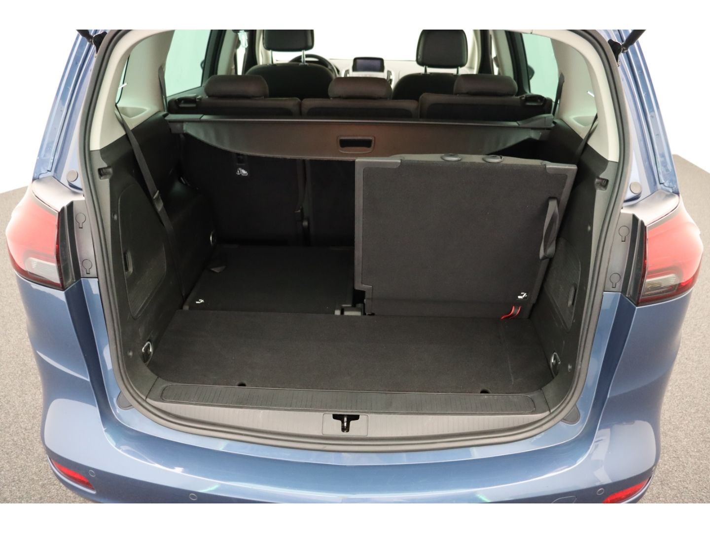 Fahrzeugabbildung Opel Zafira Tourer C 1.4 Turbo Edition 7-Sitzer