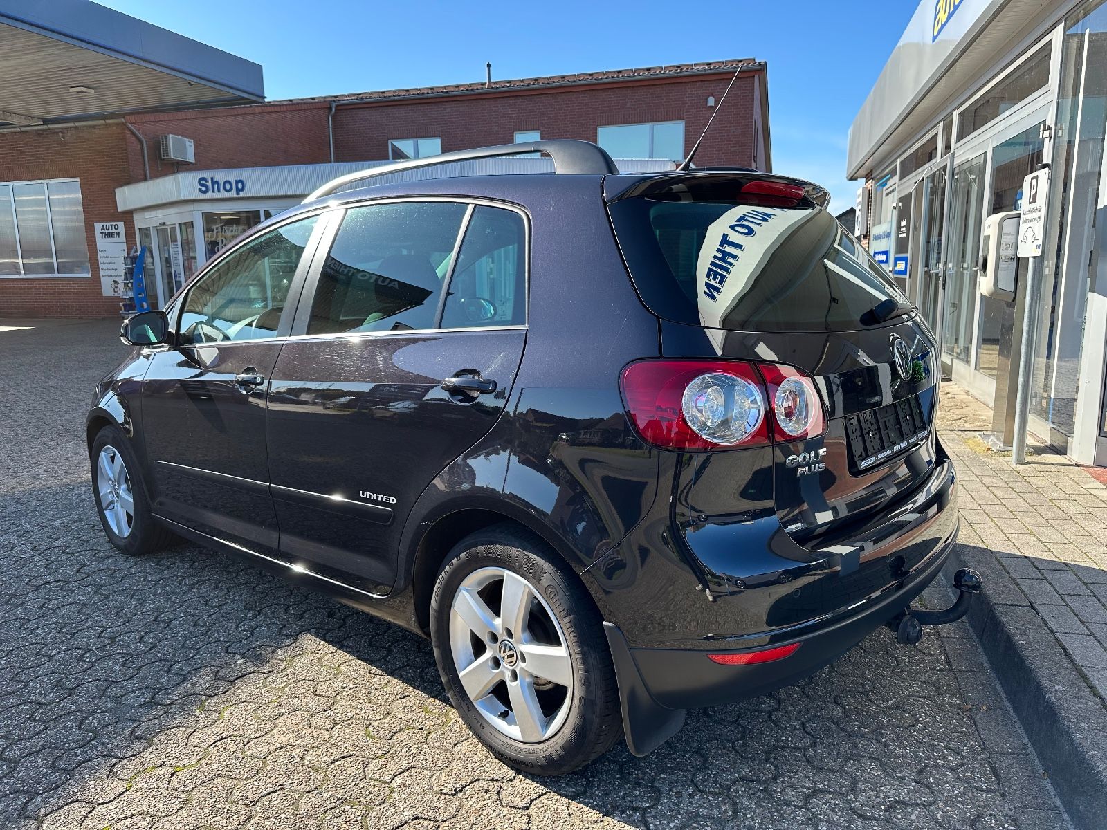 Fahrzeugabbildung Volkswagen Golf Plus 1.6 United AHK/SHZG/GRA