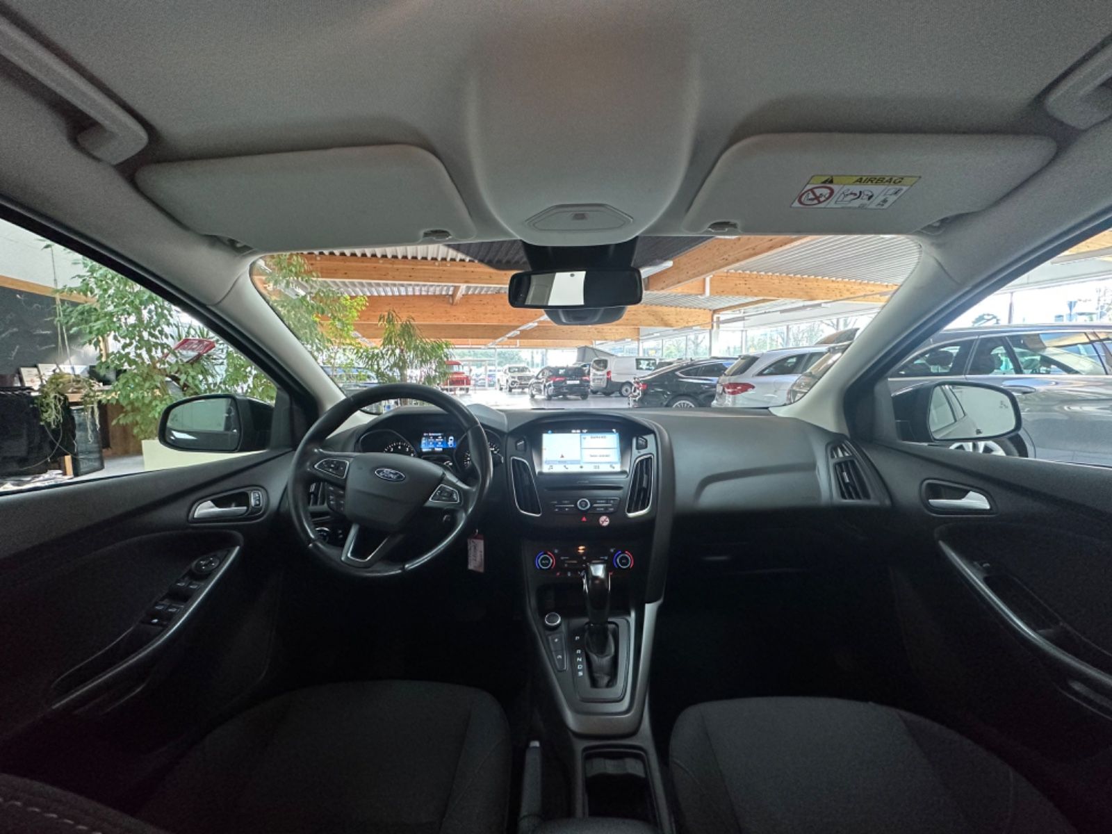 Fahrzeugabbildung Ford Focus Turnier Business*Klima*Navi*Automatik*