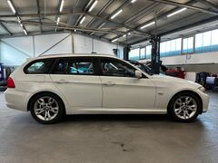 BMW 318 i Navi Leder PDC SHZ Panorama