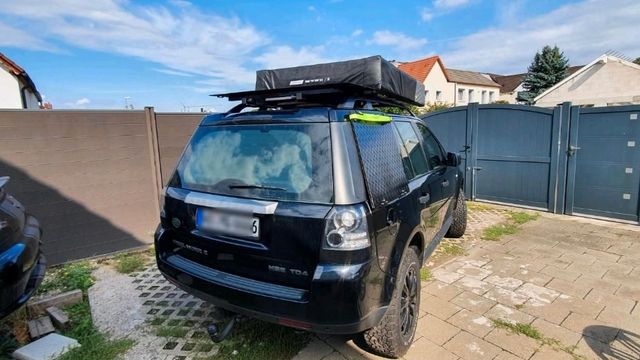 Land Rover Freelander HSE TD4 (Camping Ausrüstung)!