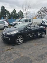 Peugeot 207 CC - Peugeot 207: Leder, mit Navigationssystem