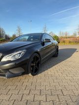 Mercedes-Benz E 320/E400 Sport Coupé  - Mercedes-Benz E 320 in Düsseldorf