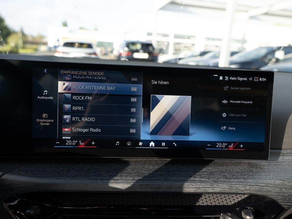 BMW 318i M-Sport FACEL. LED NAVI KAMERA SHZ PDC foto 16
