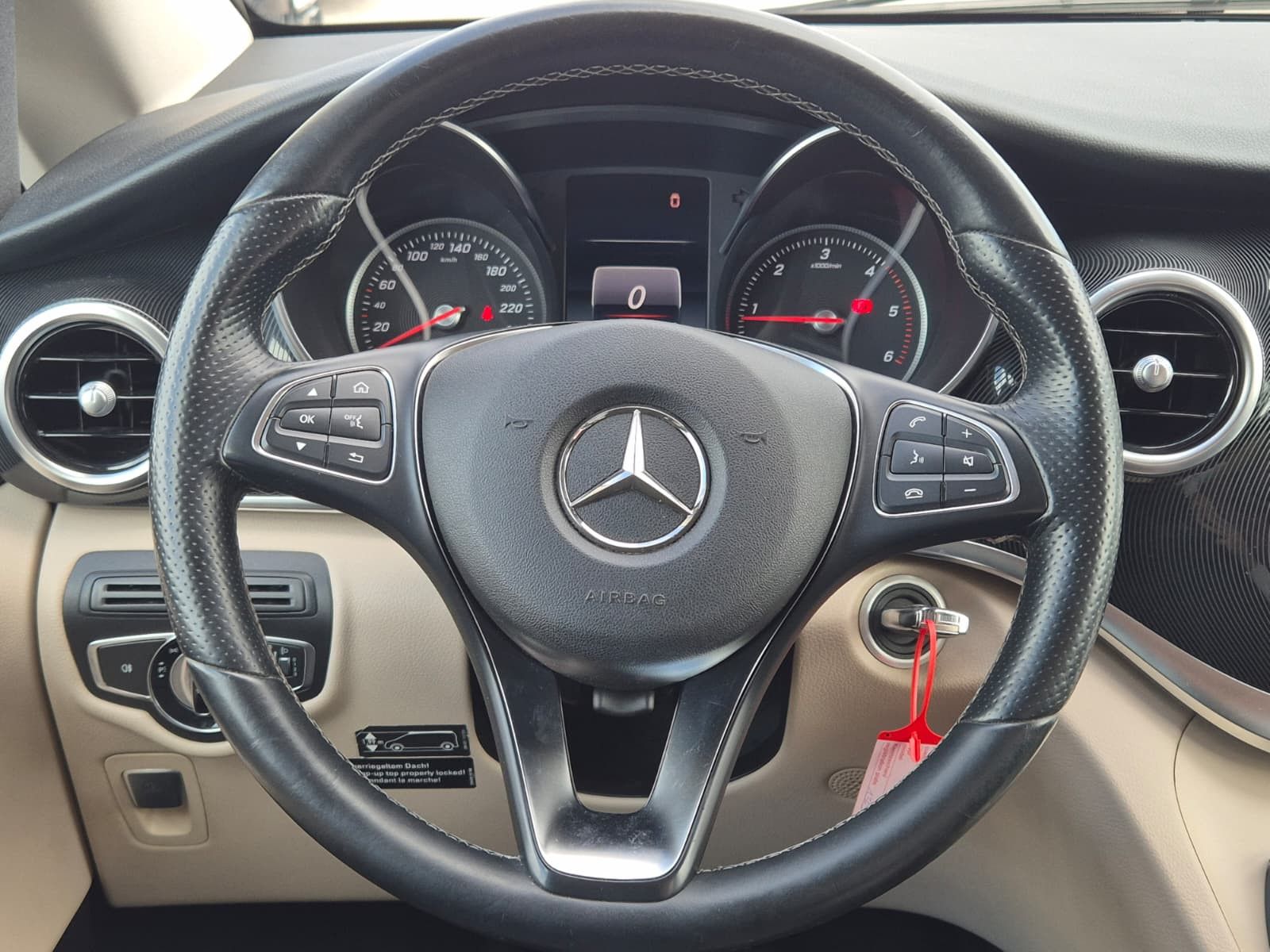 Fahrzeugabbildung Mercedes-Benz V 200 MARCO POLO Ahk*Navi*Küche*StanH.*Solar