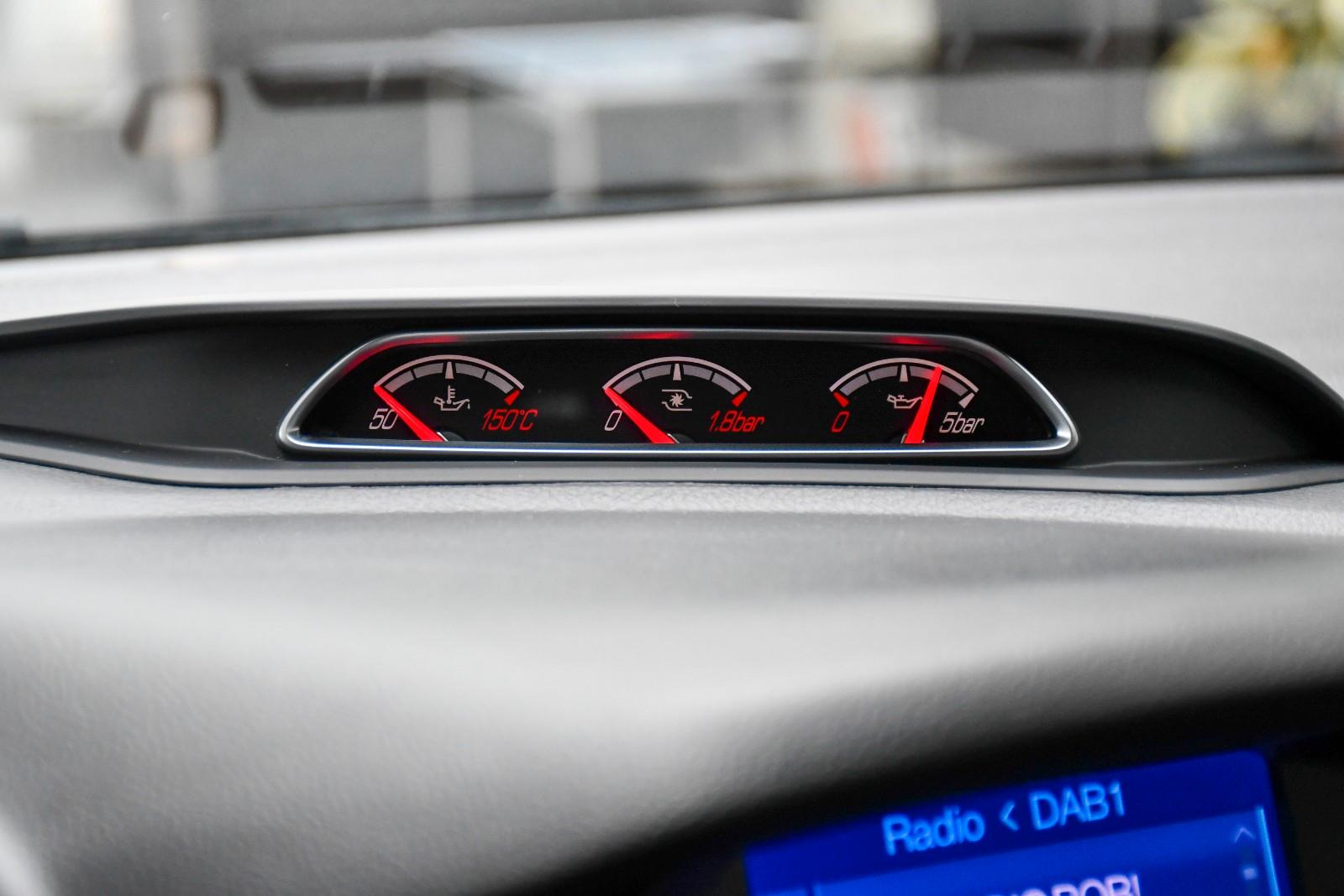 Ford Focus Lim. ST Schalter Recaro Kamera Navi 1.Hand
