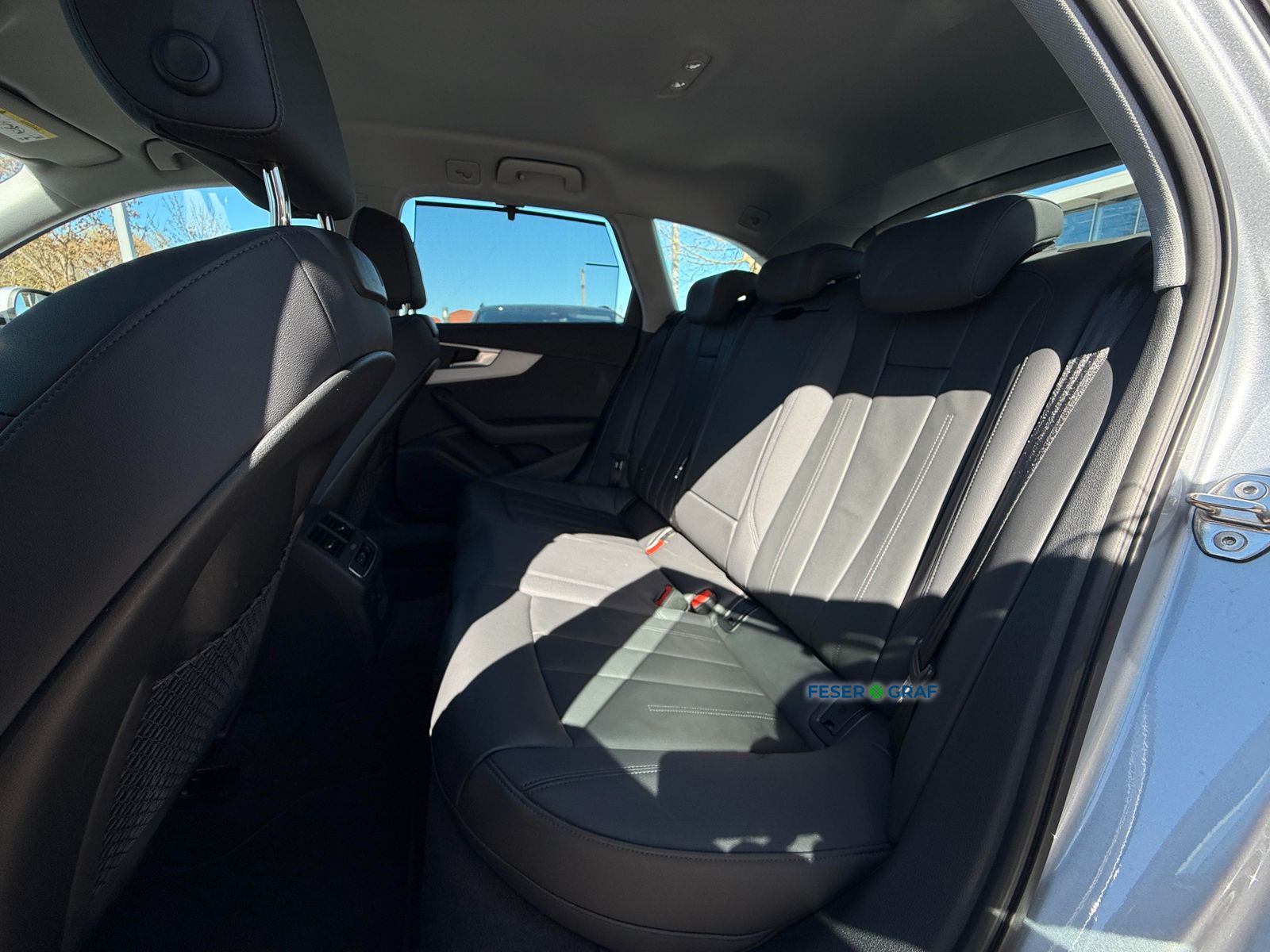 Audi A4 - Bild 9