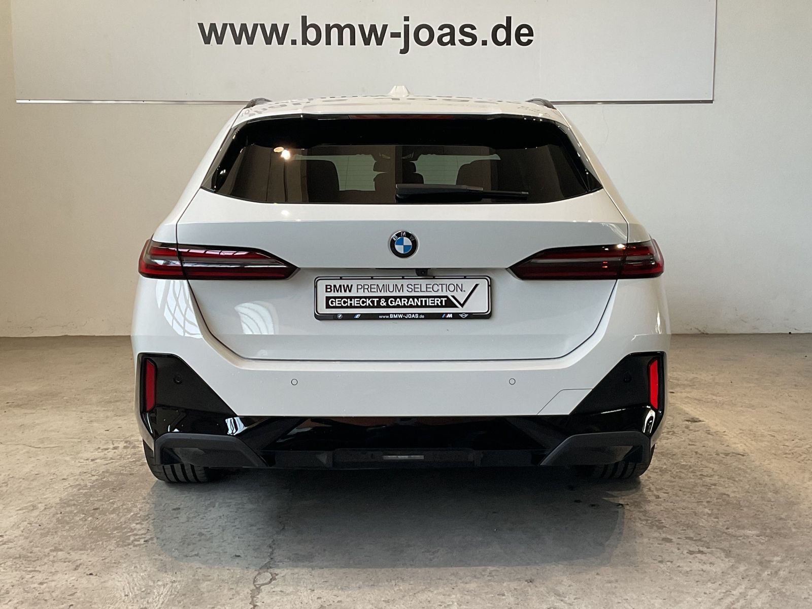 Fahrzeugabbildung BMW 520d xDrive M Sportpaket pro, Panorama-Glasdach,