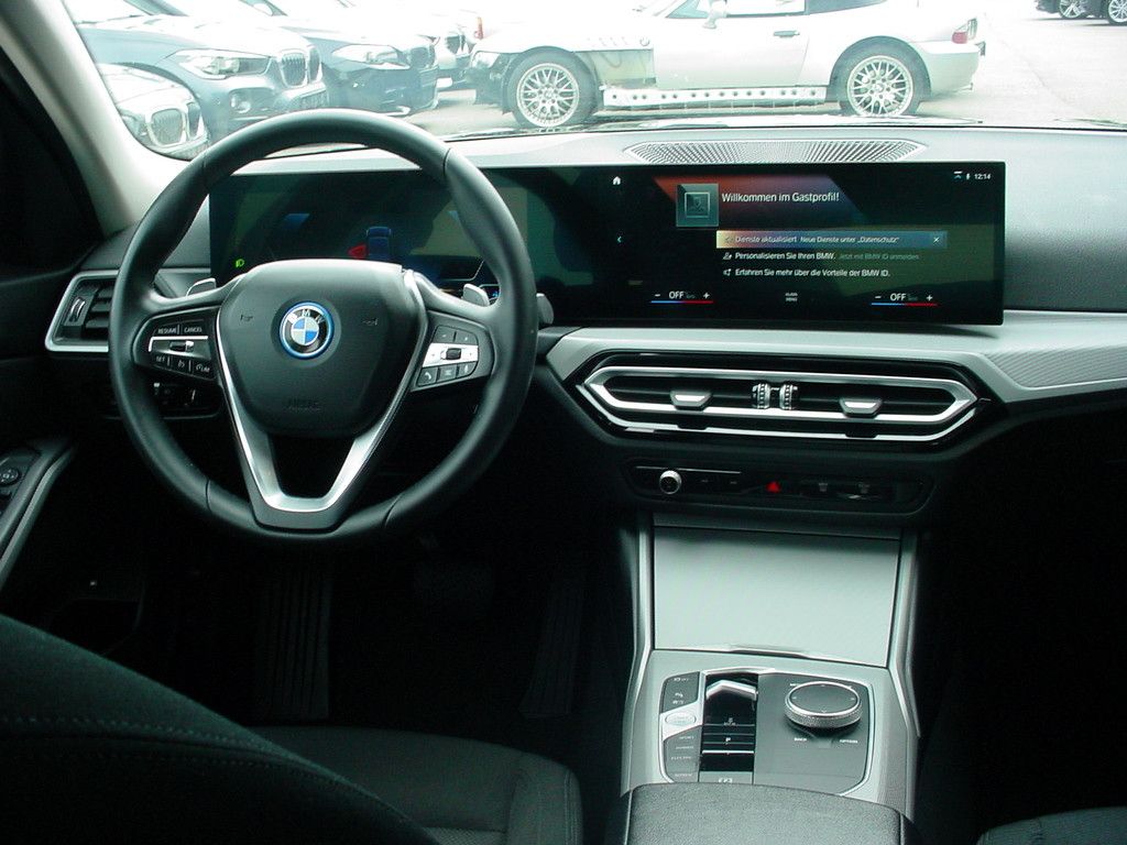 BMW 320E *Curved Display*PDC*Navi*LED foto 9