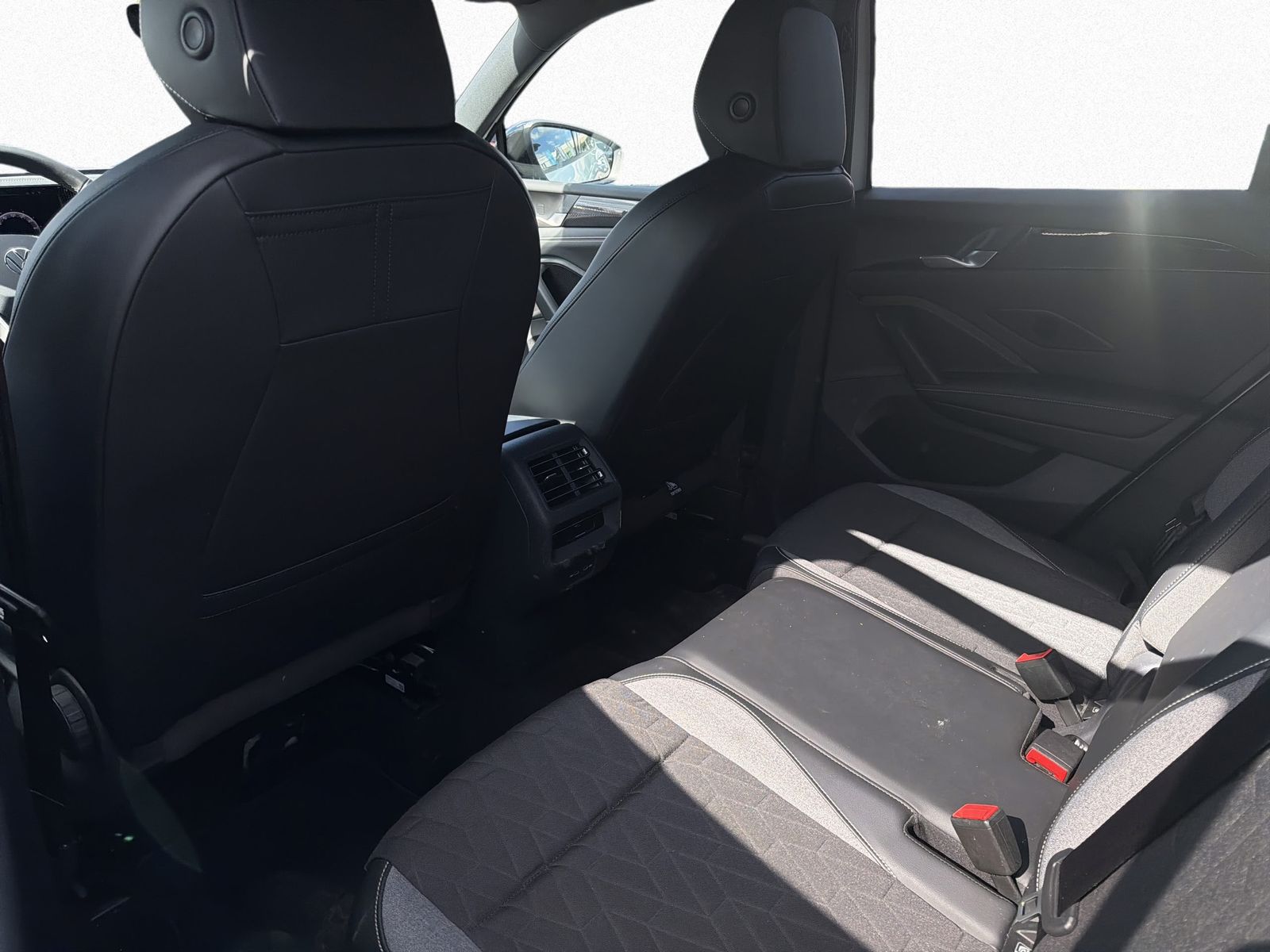 Volkswagen Tiguan - Bild 10