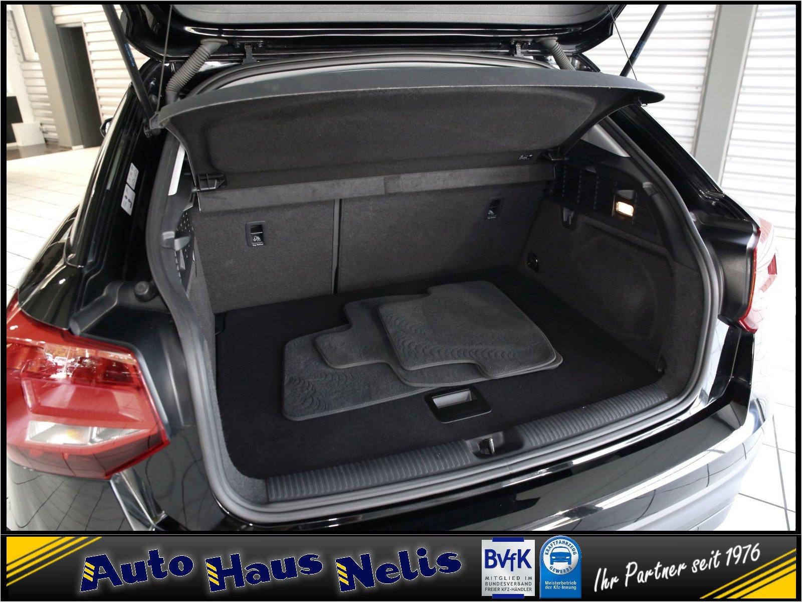 Audi Q2 1,0 TFSI Ultra LM-Felgen AHK Klimaanlage MMI-