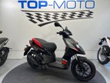 Aprilia SR Motard 125 erst 1000km gefahren - APRILIA 1000