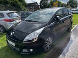 Peugeot 5008 Active I PDC I NAVI I S-HEFT I SHZ I AHK - gebrauchte Peugeot 5008 aus dem Jahr 2015