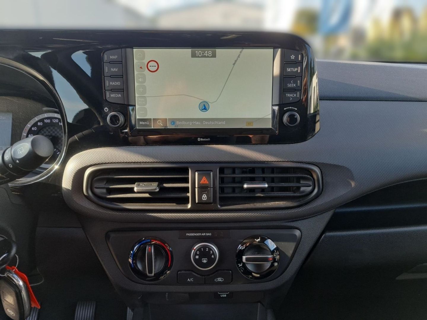 Fahrzeugabbildung Hyundai i10 1.2 Benzin M T Trend Navipaket