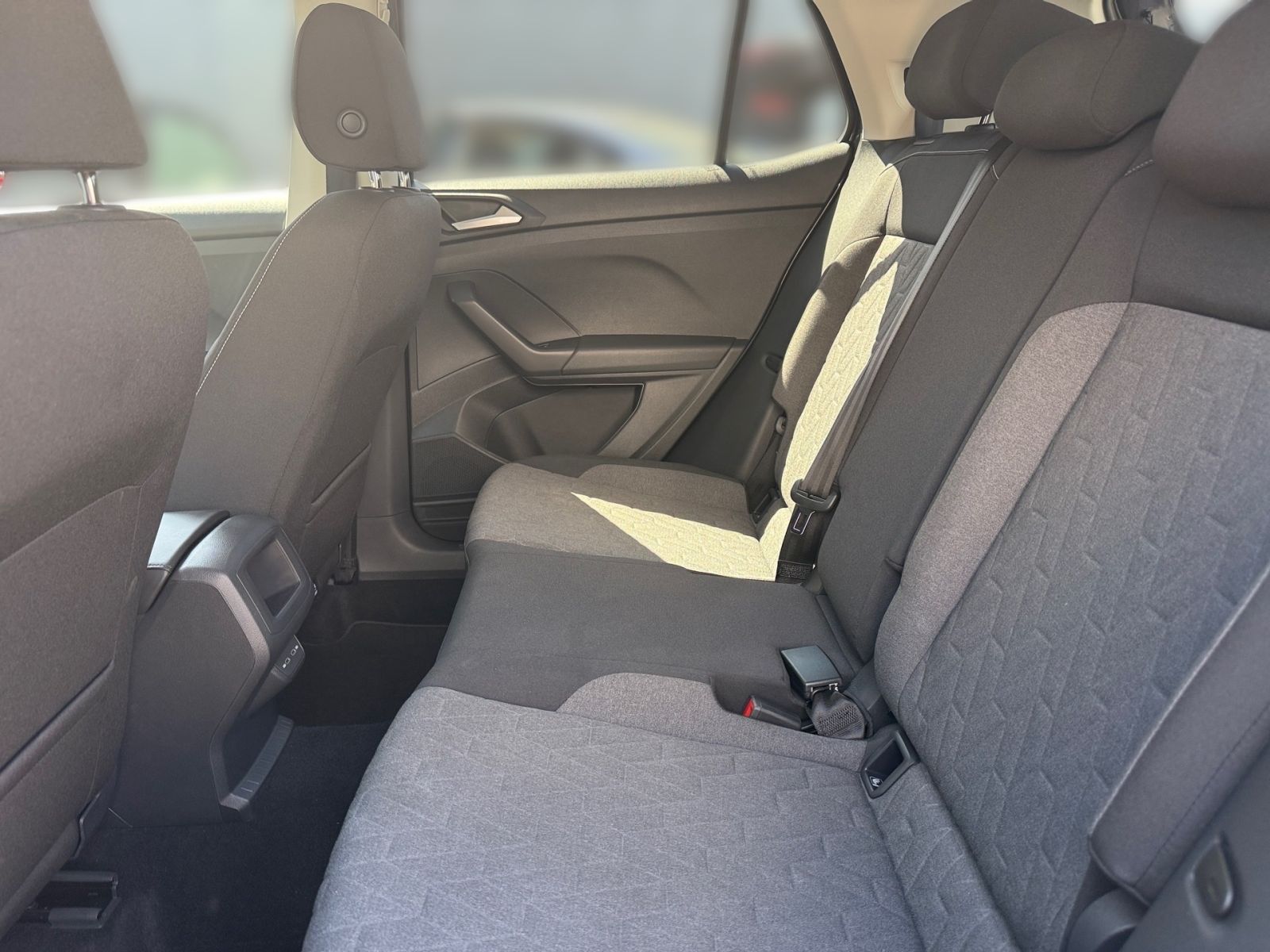 Volkswagen T-Cross - Bild 10