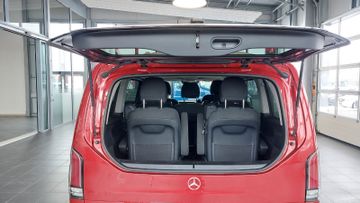Mercedes V 220 - 8