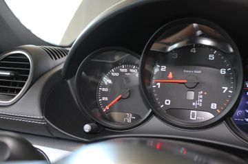 Porsche Cayman - 12