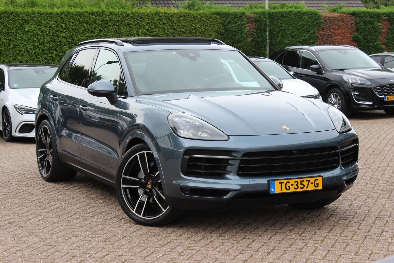 Porsche Cayenne 3.0 / Panoramadak / 360Camera / Achteras