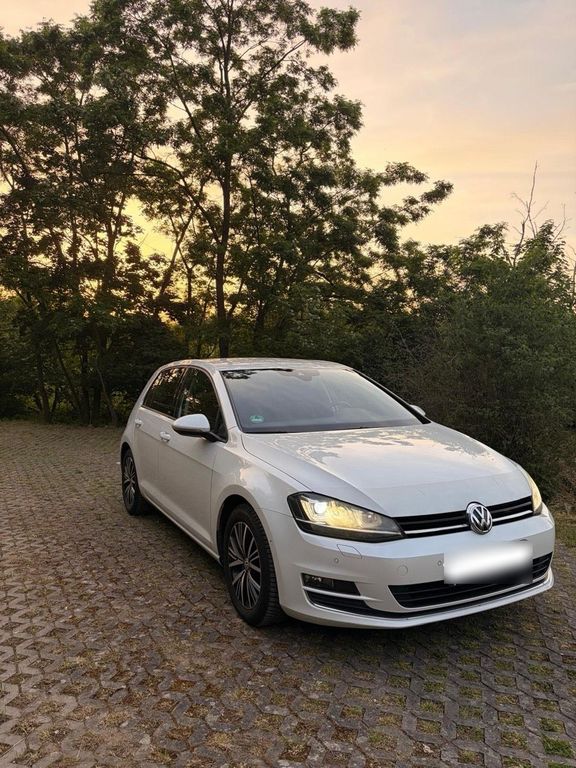 Image of Volkswagen Golf