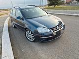 Volkswagen Golf Var. 2.0 TDI DPF Sportline 08 - Volkswagen Golf: TDI Sportline