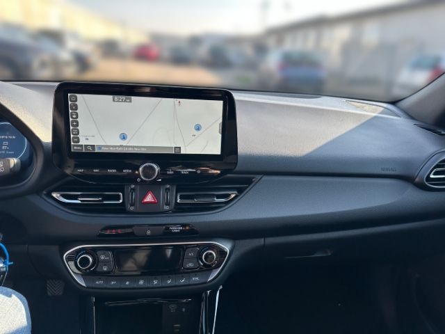 Fahrzeugabbildung Hyundai i30 Advantage 1.0 T-GDI EU6e Navi LED Apple CarP