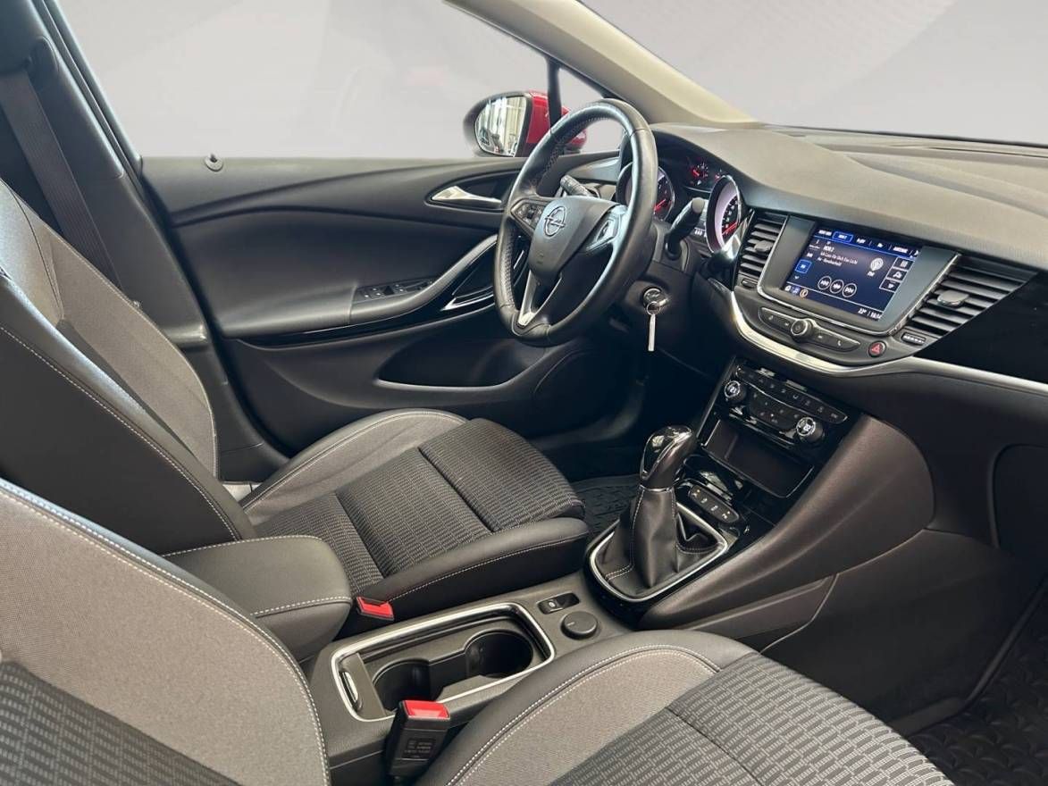 Fahrzeugabbildung Opel Astra 1.2 Turbo Start/Stop Sports Tourer Opel 20