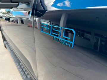 Ford F 150 LightningFlash gr Batt Neuwagen IN HAMBURG