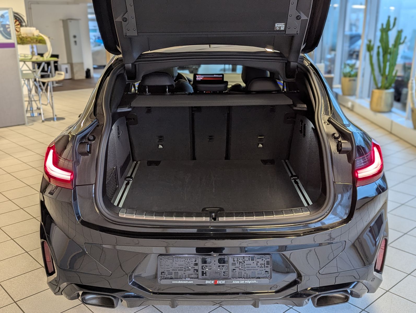 BMW X4 xDrive20i M-Sport Innov. ACC Laser Pano AHK - Image 17