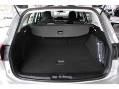 Fahrzeugabbildung Ford Focus Cool & Connect,Top-Ausstattung,Top-Zustand