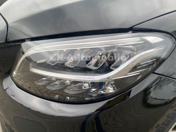 Fahrzeugabbildung Mercedes-Benz C 200 T AMG-Line/Navi/Kamera/Head-Up/LED