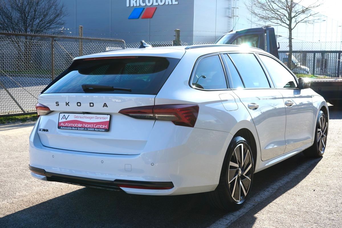 Fahrzeugabbildung SKODA Octavia Combi 2.0 TDI *Sportline Exklusive*