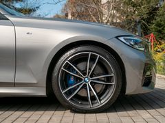 BMW 330 – 9 / 32