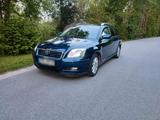 Toyota Avensis T25 Kombi 2.2 D-4D (177 PS)... - Toyota Avensis: Kombi, T25