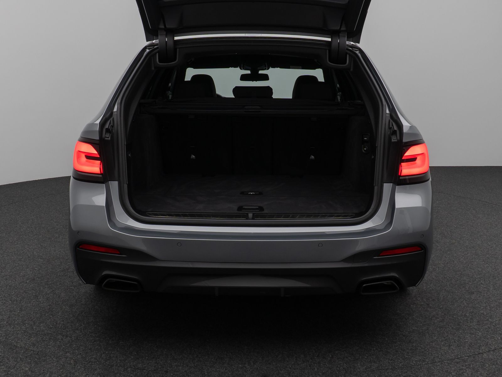 Fahrzeugabbildung BMW 540d xD M Sport Kamera Laser HUD DAB H/K Komfort