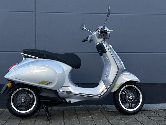 Vespa Elettrica 70 km/h Modell 2024!!! Tech!!!