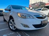 Opel Astra 1.7 CDTI 110CV 5 porte Elective - Opel Astra mit Diesel-Antrieb: Limousine, 1.7