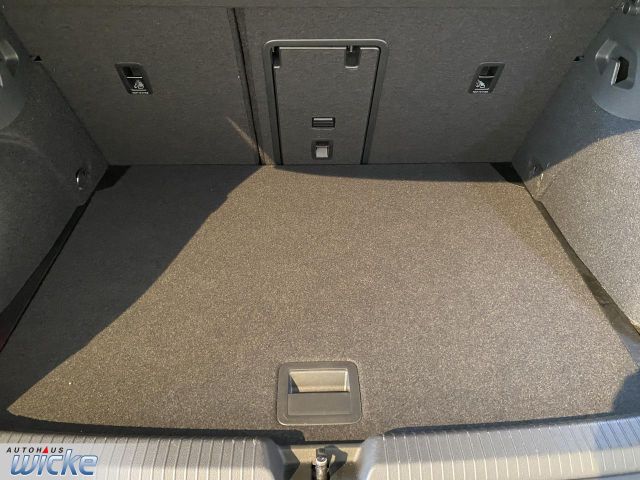 Golf VIII 2.0 TSI DSG 4Motion R Performance NAVI