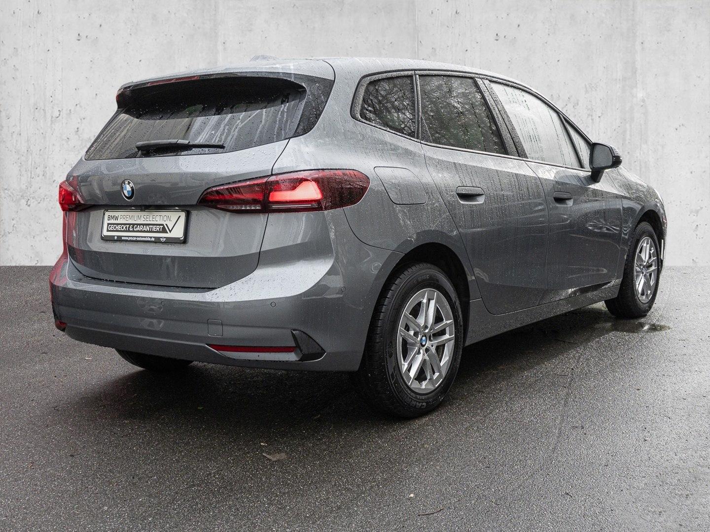 BMW 216i RFK NAVI LED Sound Syst. PDC V+H DAB Klima