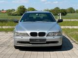 BMW E39 BMW 520i Automatik - BMW 520: 520i E39