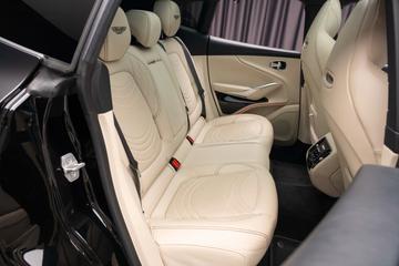 صورة مصغرة 25 لـ 2022 Aston Martin DBX