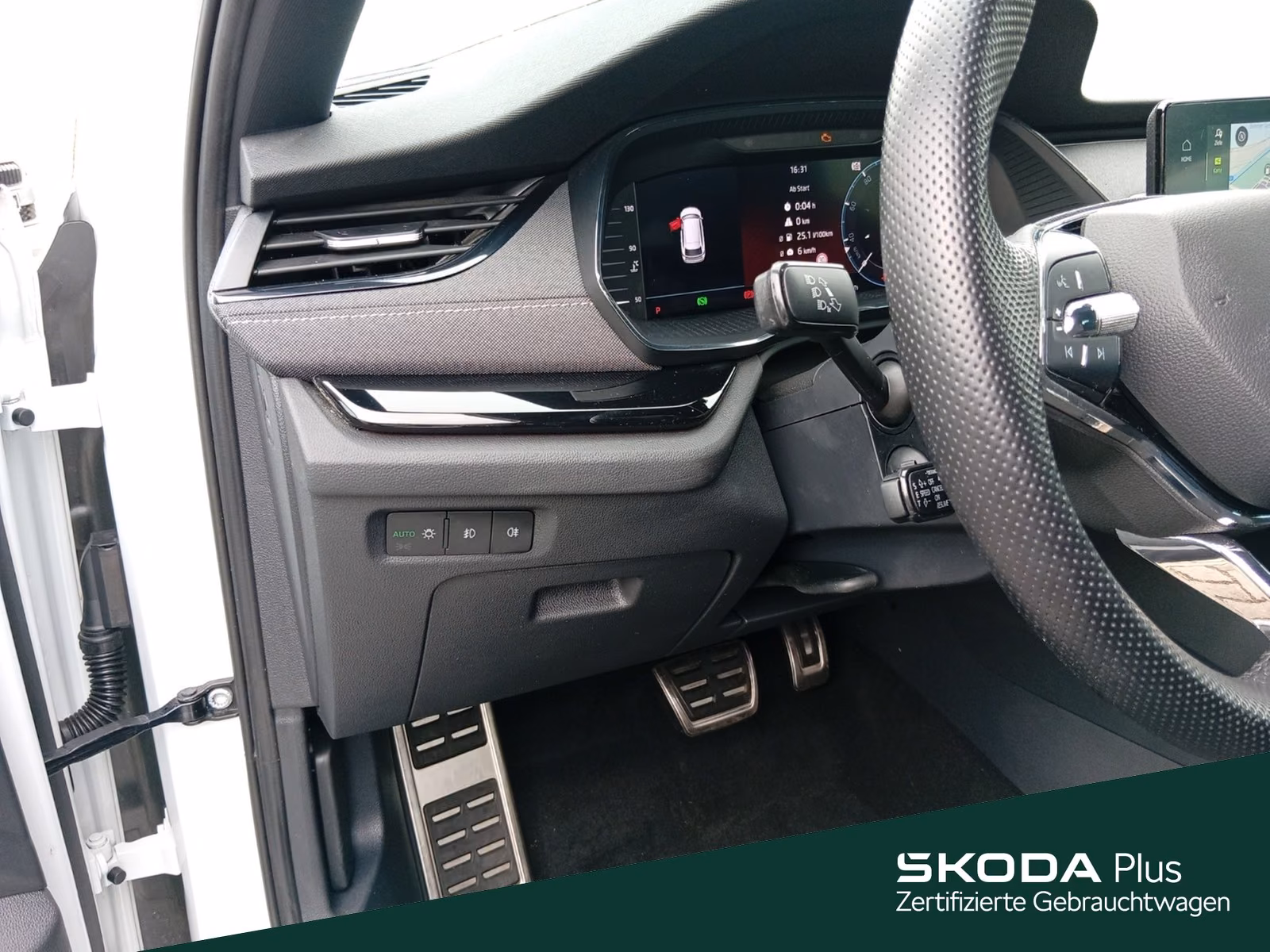 SKODA OCTAVIA COMBI 2.0 TDI DSG SPORTLINE 150ch