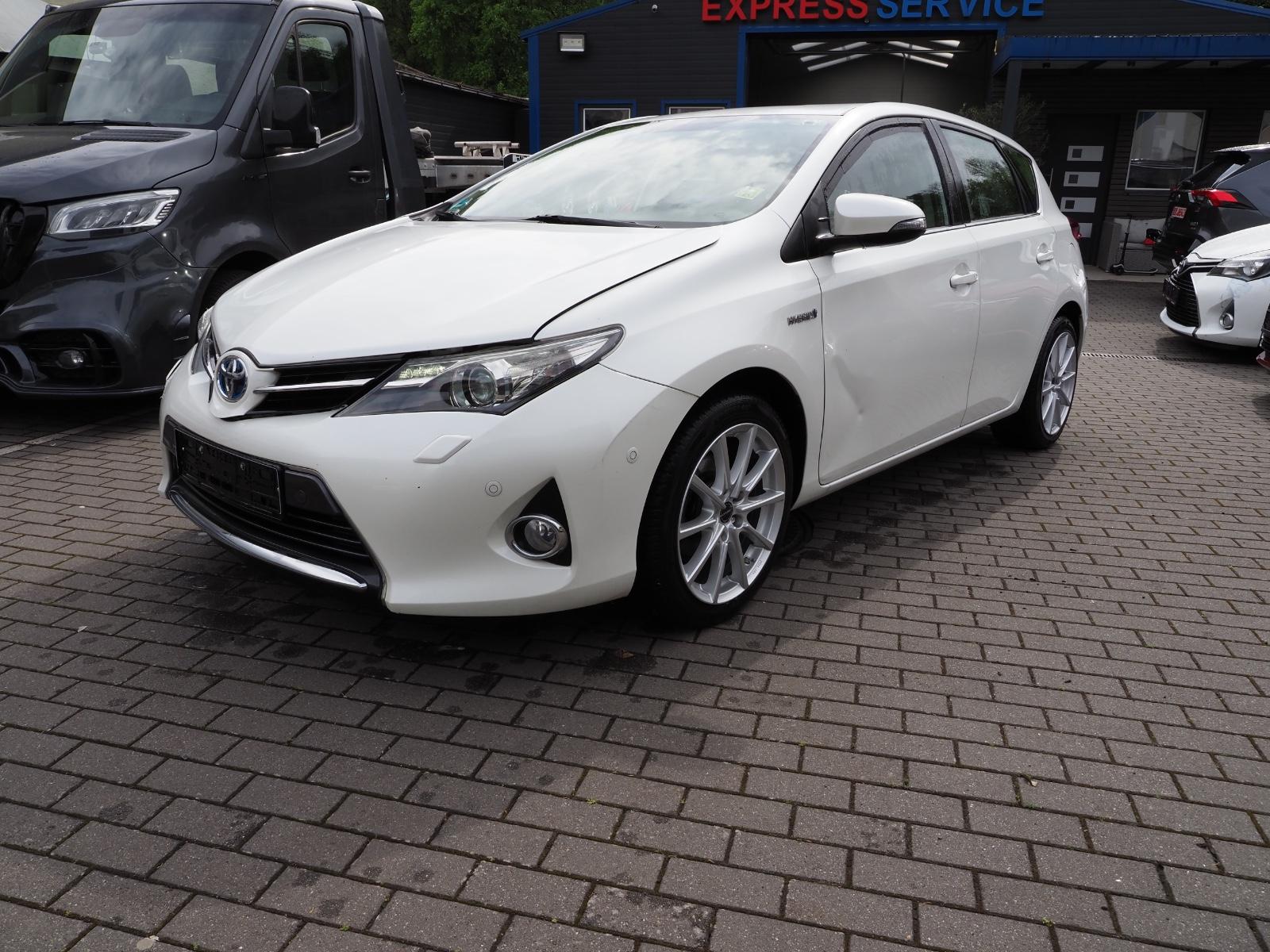 Toyota Auris Hybrid  Edition XENON/NAVI/KAMER