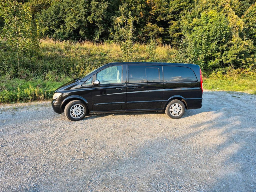 Image of Mercedes-Benz Viano