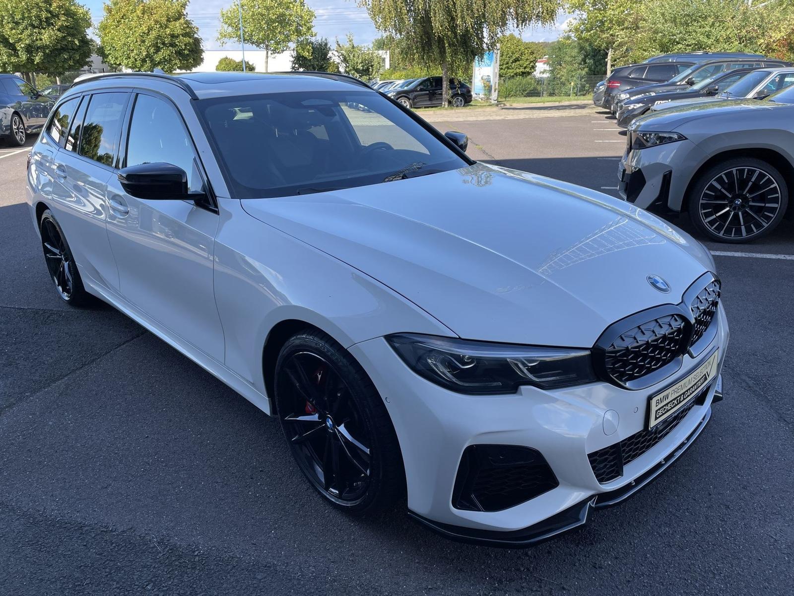 BMW M340i xDrive Touring PANO ACC LASER H/K HUD
