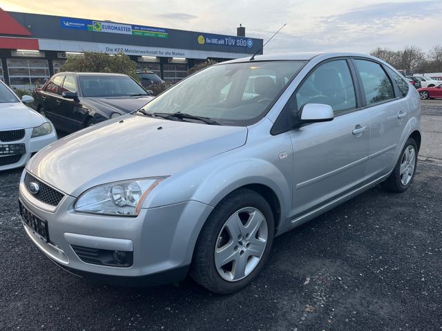 Ford Focus 1.6 Limo. TÜV 09/26