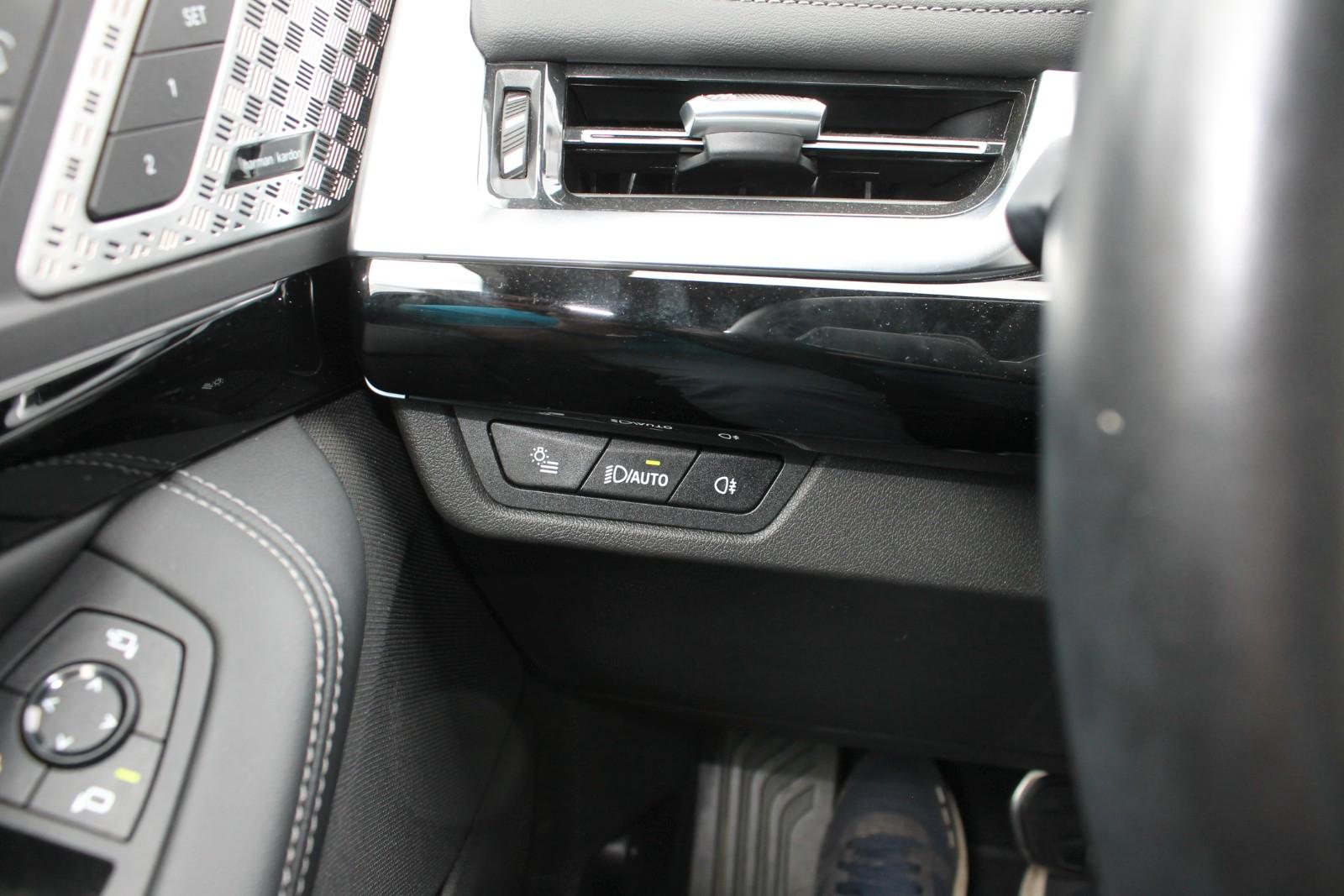 BMW Active 218i/A Navi-Head-Up, Panoramad, миниатюра 22