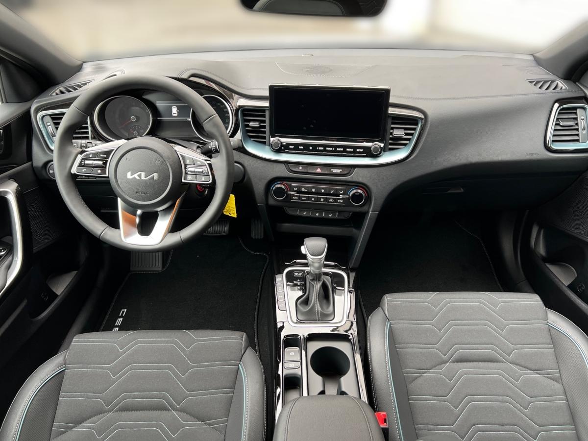 Kia cee'd SW Nightline 48V DCT