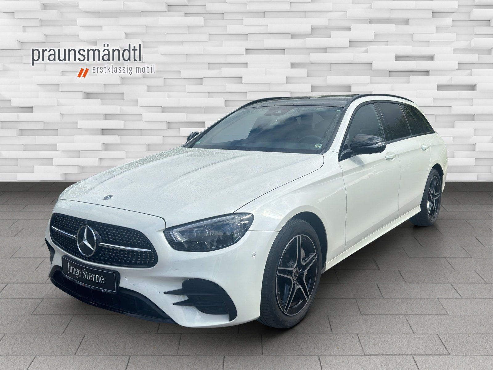 Mercedes-Benz E 300 T de AMG Night Pano+AHK+360°+LED+Widescree