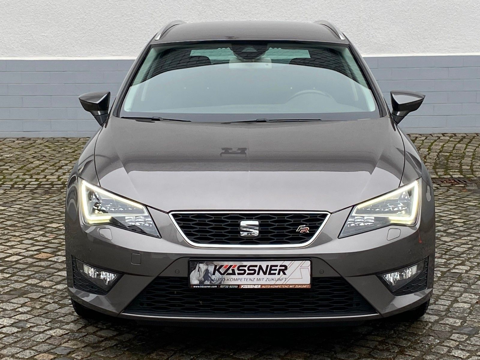 Fahrzeugabbildung SEAT Leon ST FR 1.8 TSI *Navi *SHZ *Winterp.